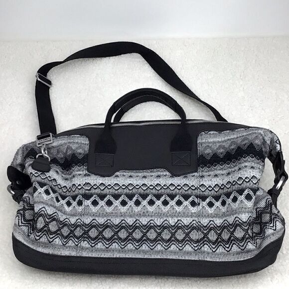 TOMS Seeker Weekender Bag in Black Multi Sweater Felt - Picture 6 of 15
